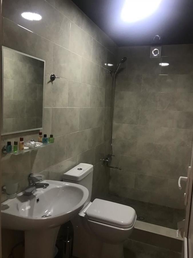 Lazika Hotel Zugdidi Esterno foto